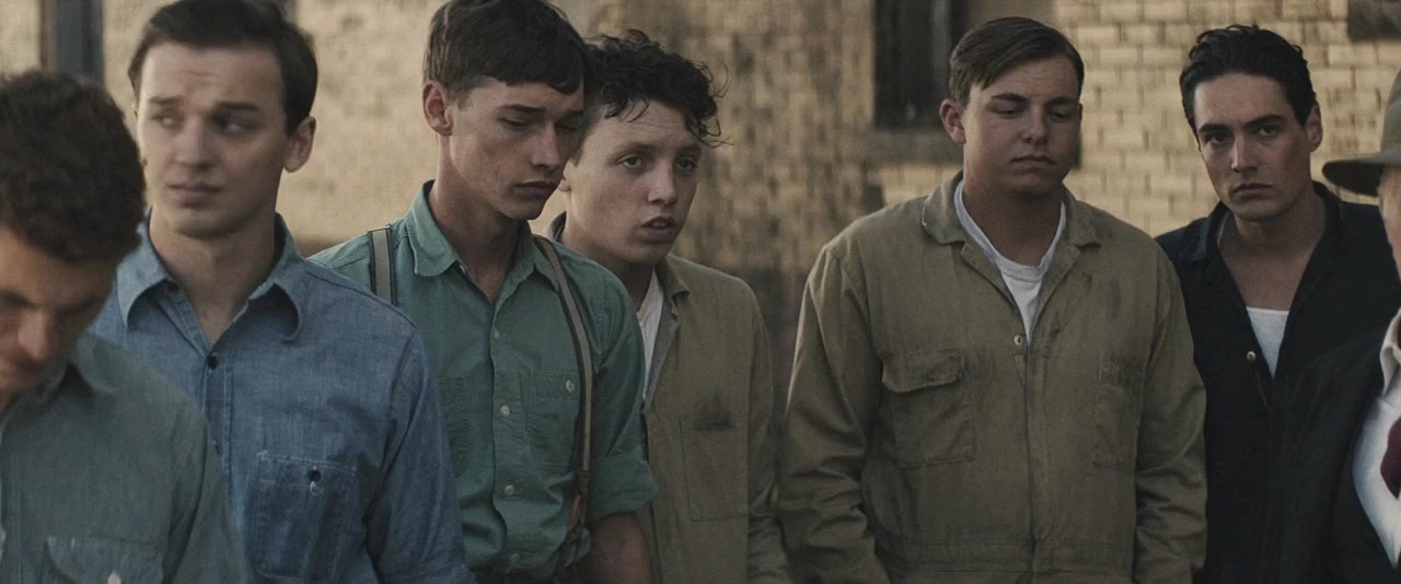 12 Mighty Orphans screenshot 2