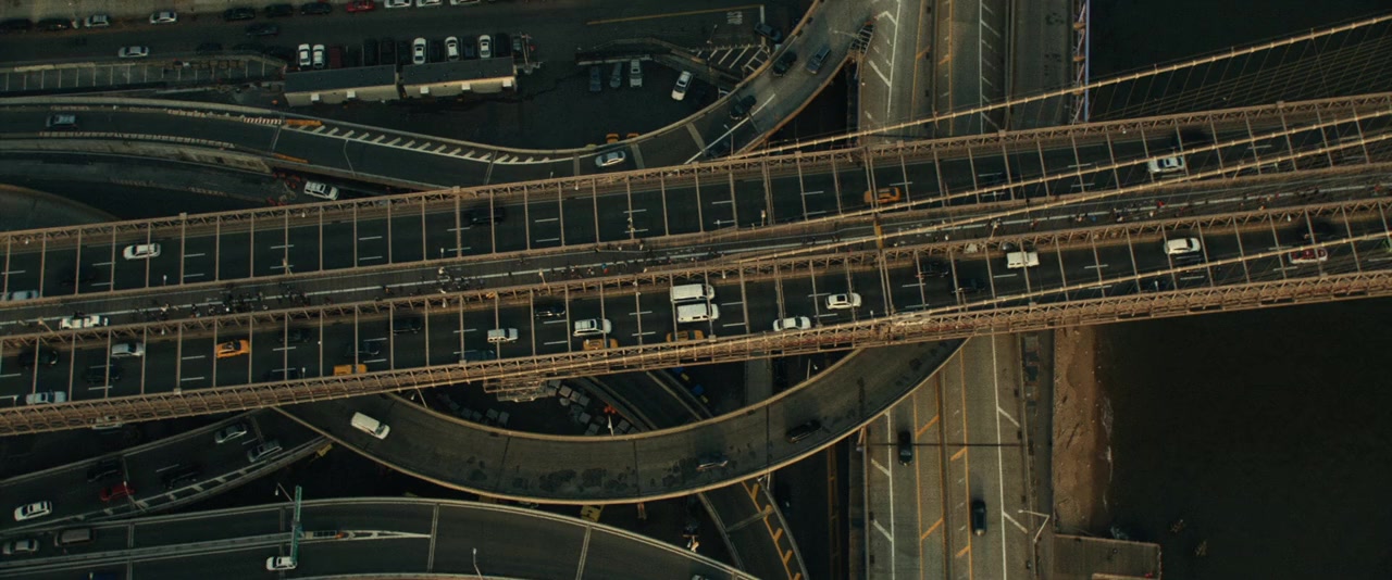 21 Bridges screenshot 1