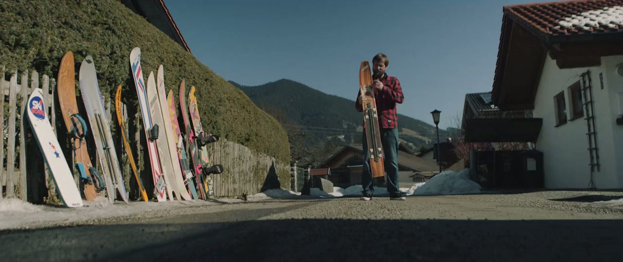 28 Winters: A Nitro Snowboard Story screenshot 2