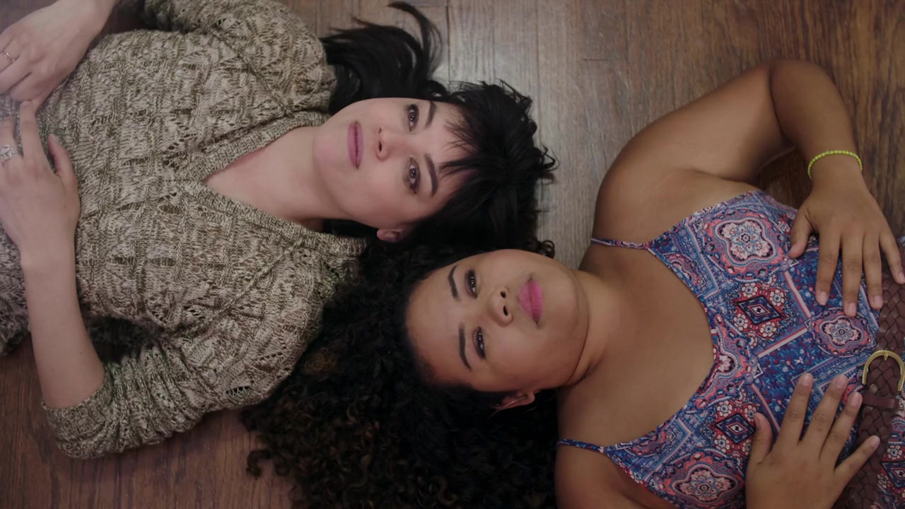 2 in the Bush: A Love Story screenshot 1