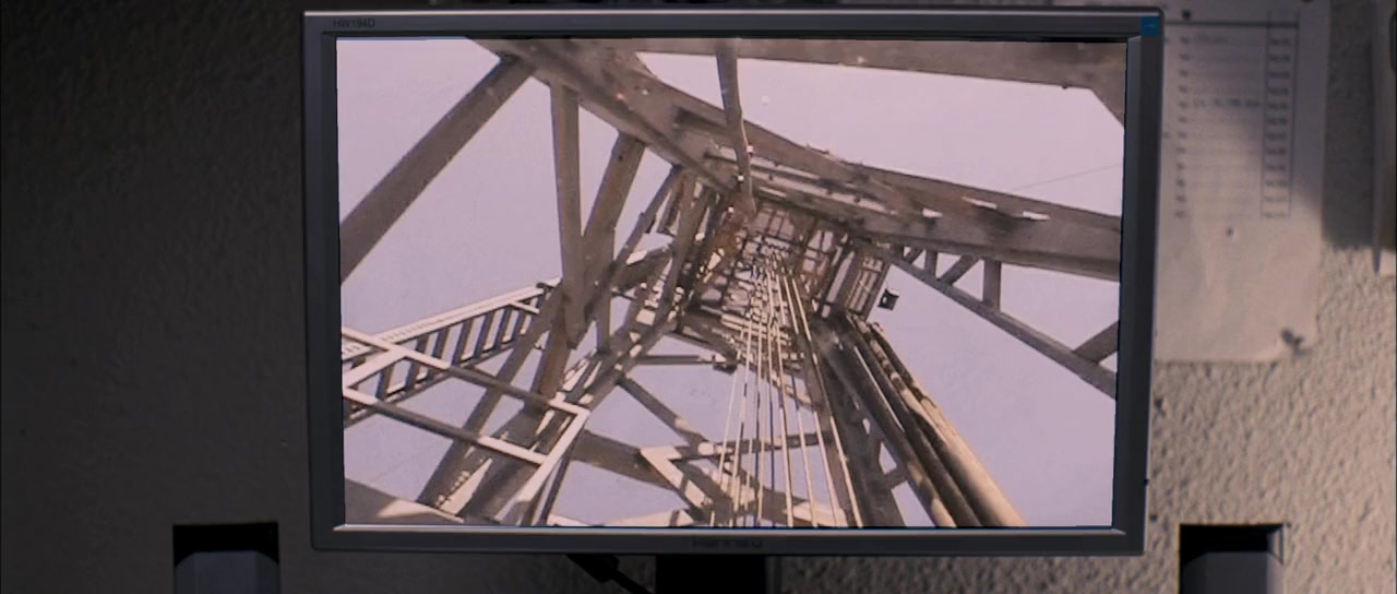 Nine Miles Down screenshot 3