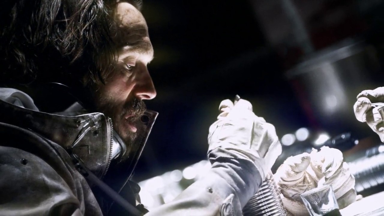 Battlestar Galactica: Blood & Chrome screenshot 1