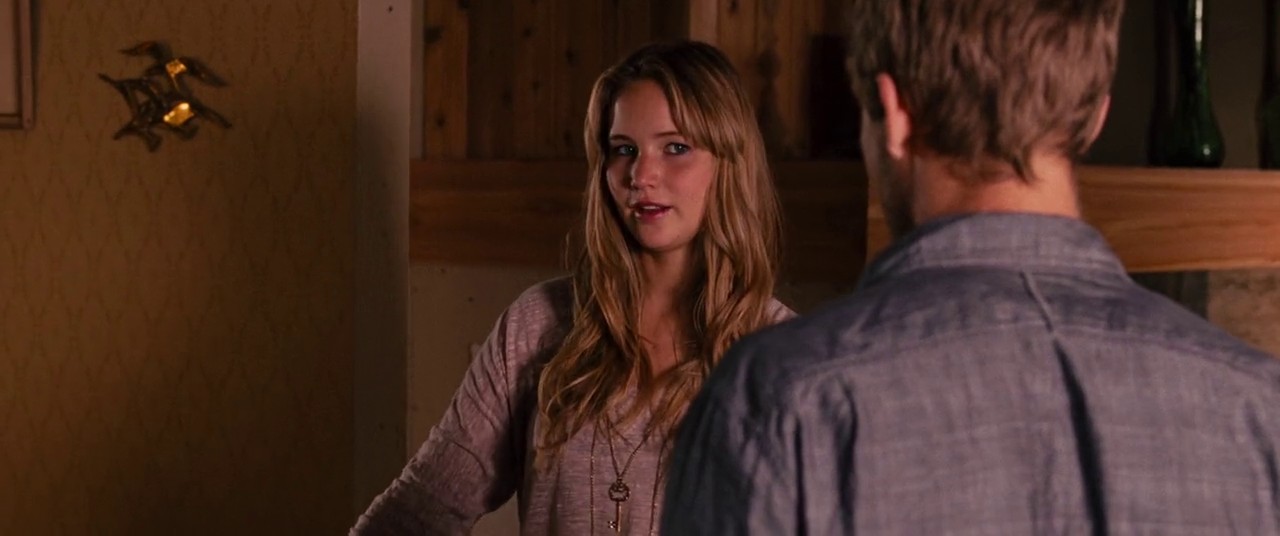 House at the End of the Street screenshot 3