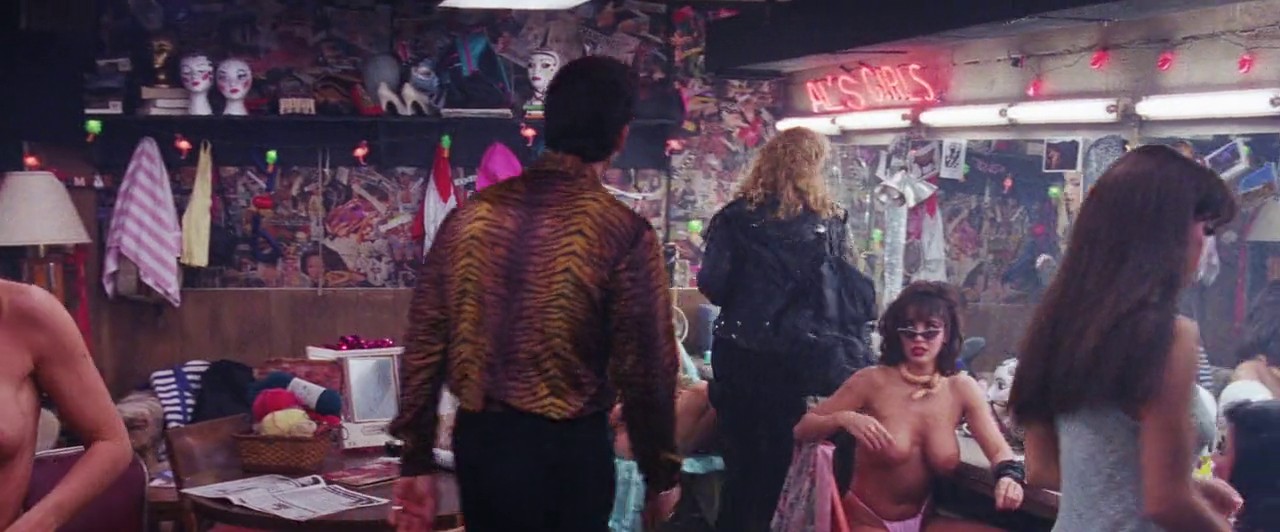 Showgirls screenshot 3