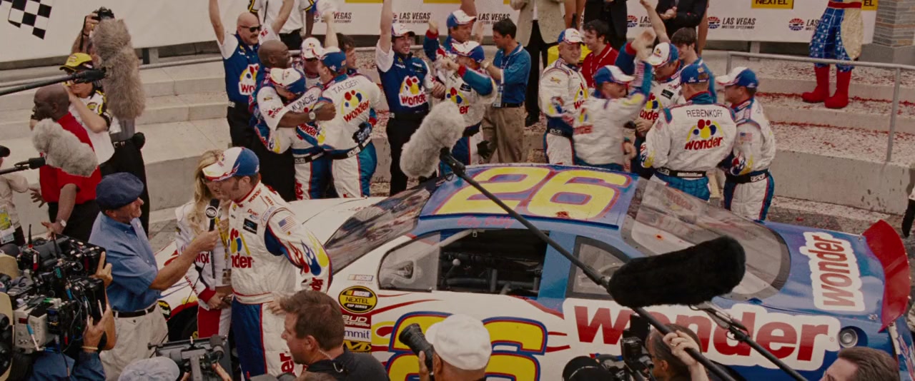 Talladega Nights: The Ballad of Ricky Bobby screenshot 1