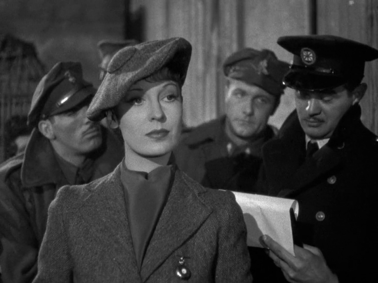 The Spy in Black screenshot 2