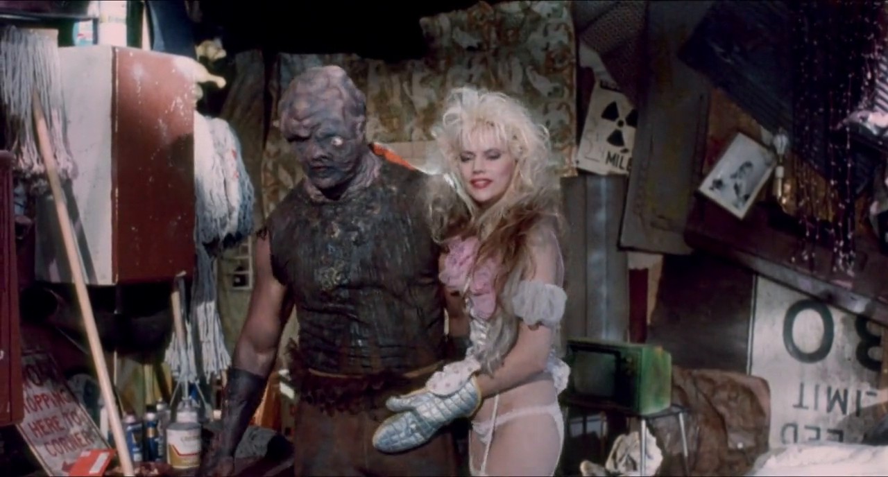 The Toxic Avenger Part III: The Last Temptation of Toxie screenshot 3