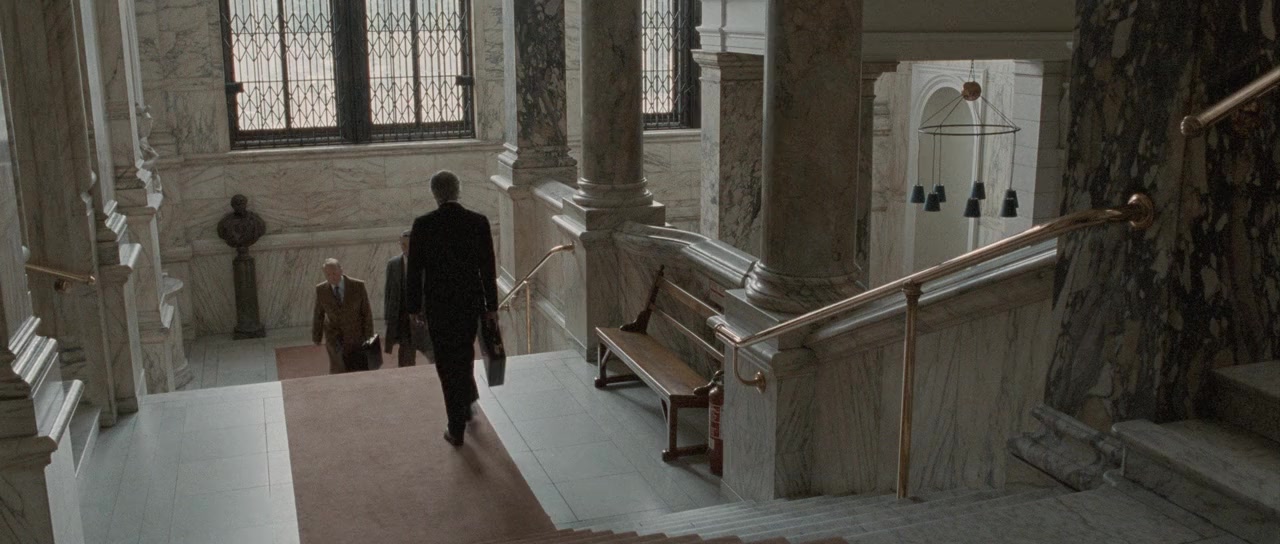 Tinker Tailor Soldier Spy screenshot 3
