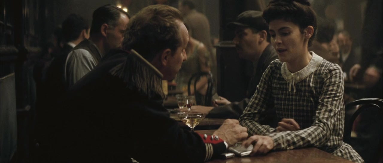 Coco avant Chanel screenshot 3