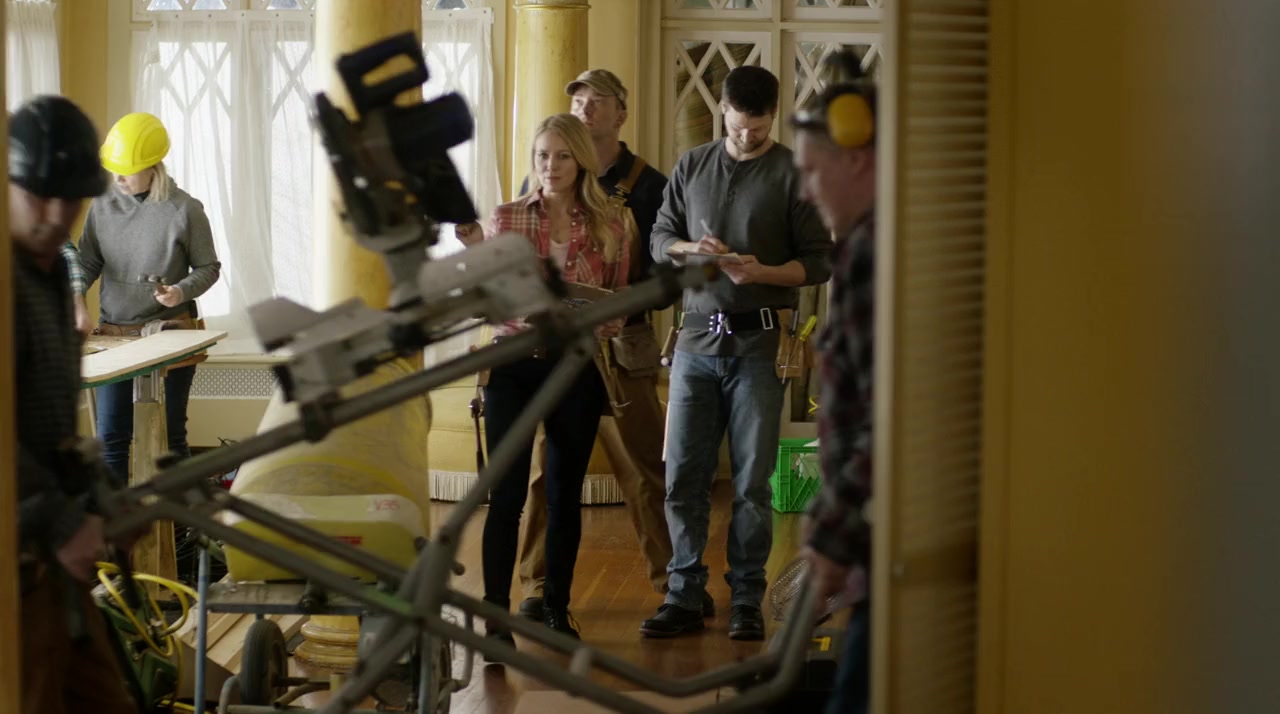 Concrete Evidence: A Fixer Upper Mystery screenshot 3