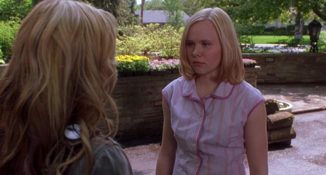 Confessions of a Teenage Drama Queen screenshot 3