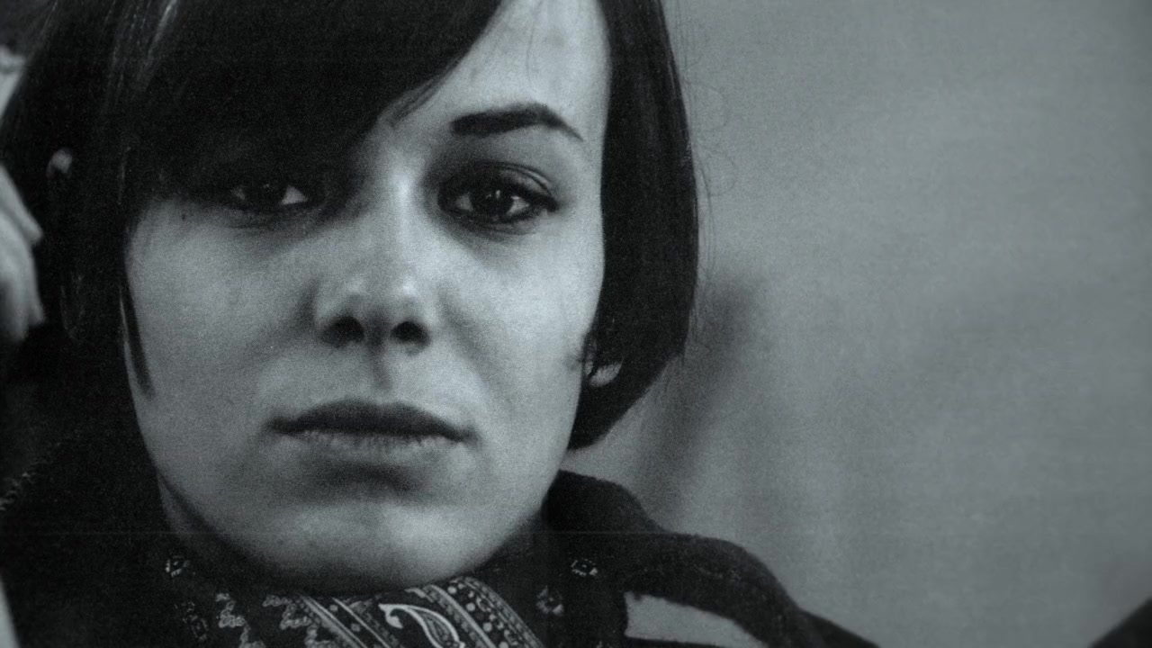 Catching Fire: The Story of Anita Pallenberg screenshot 3