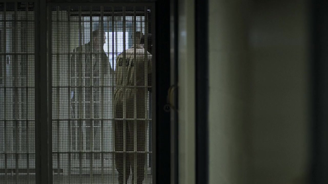 Caged screenshot 1
