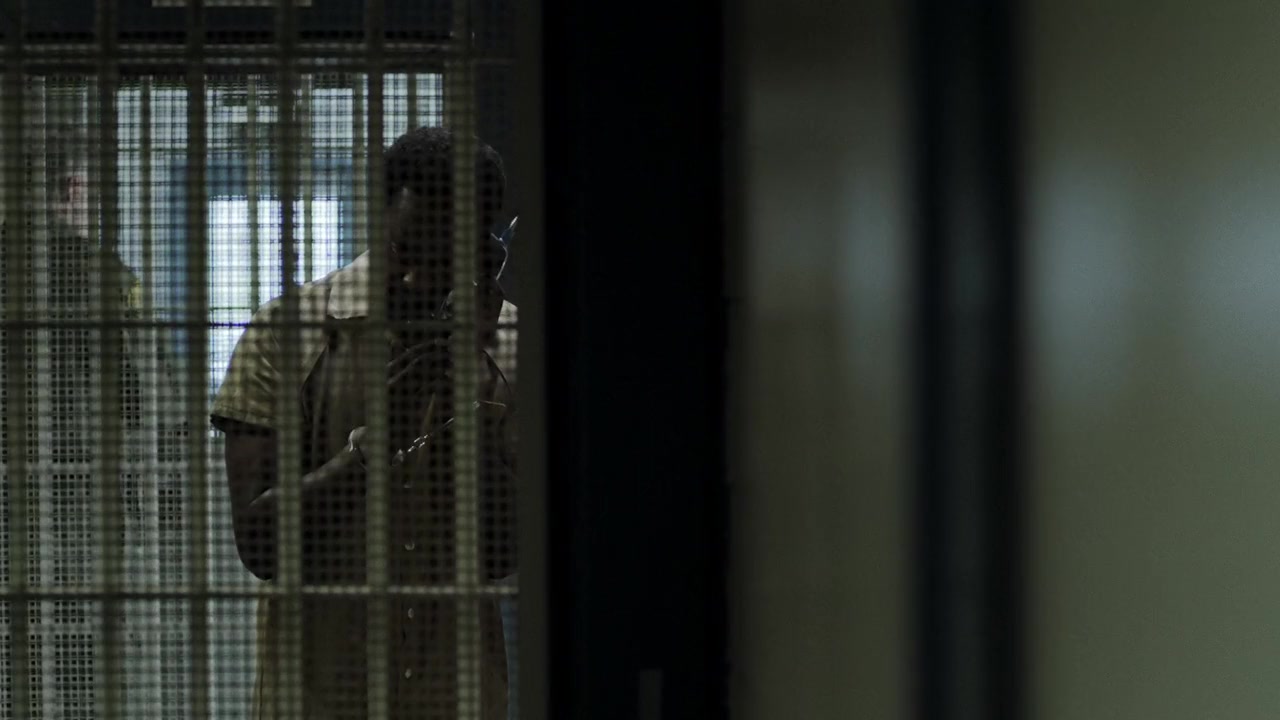 Caged screenshot 3