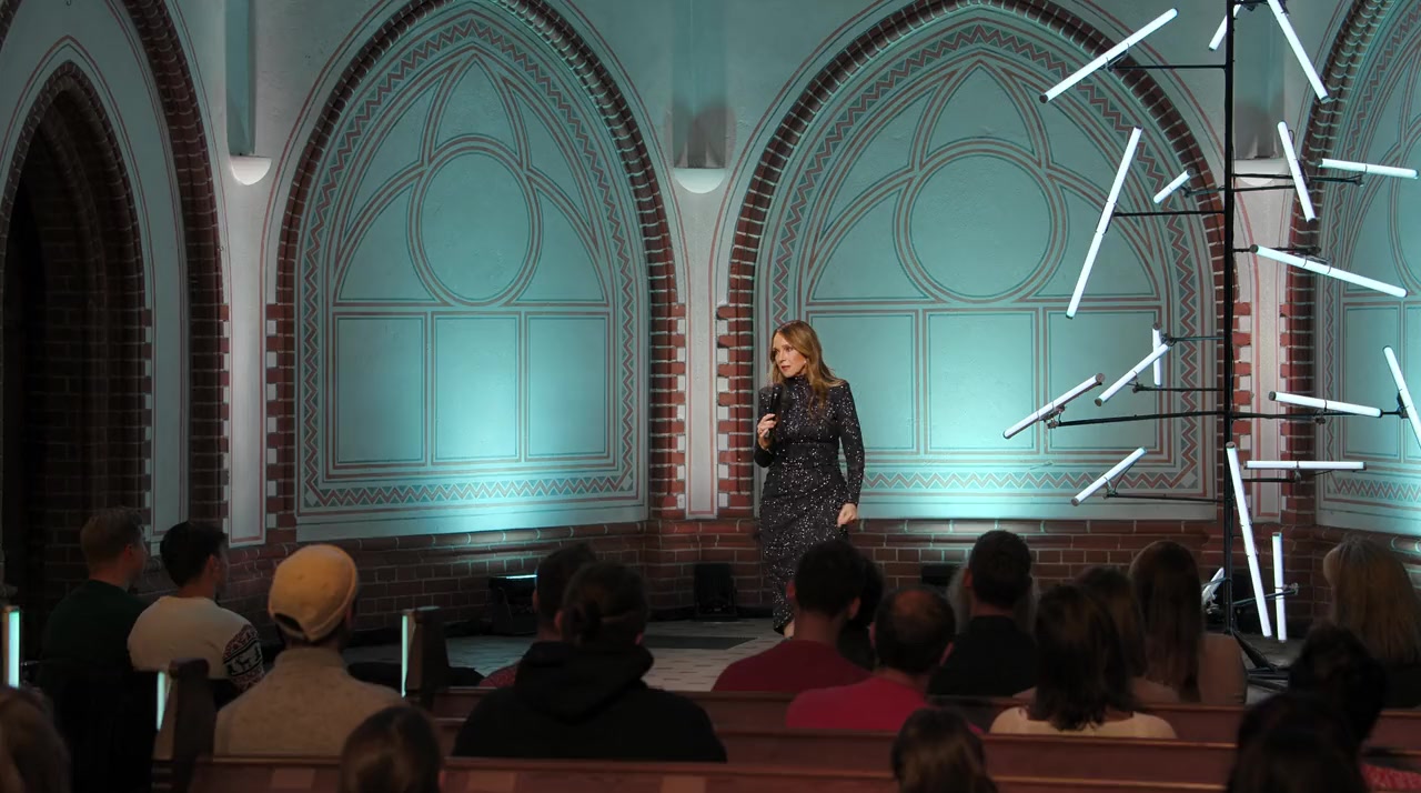 Carolin Kebekus: The Last Christmas Special screenshot 1
