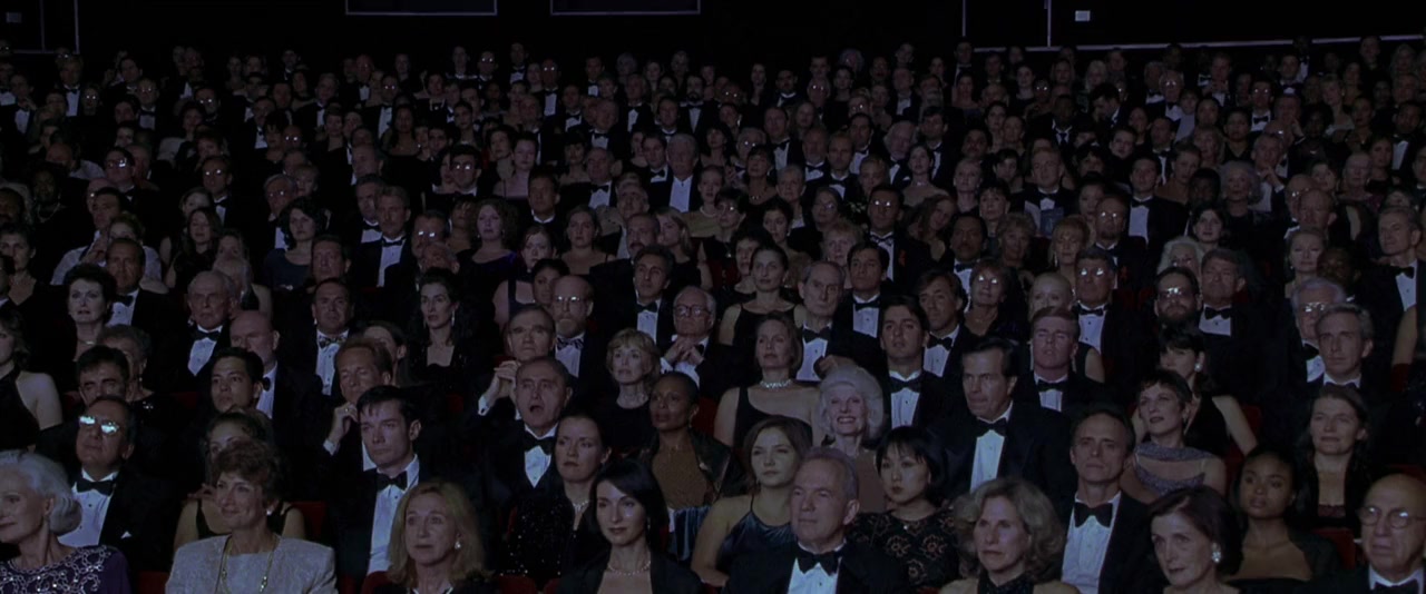 Center Stage screenshot 2