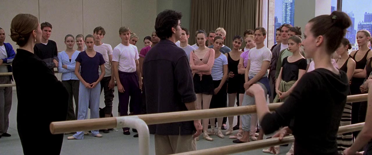 Center Stage screenshot 3