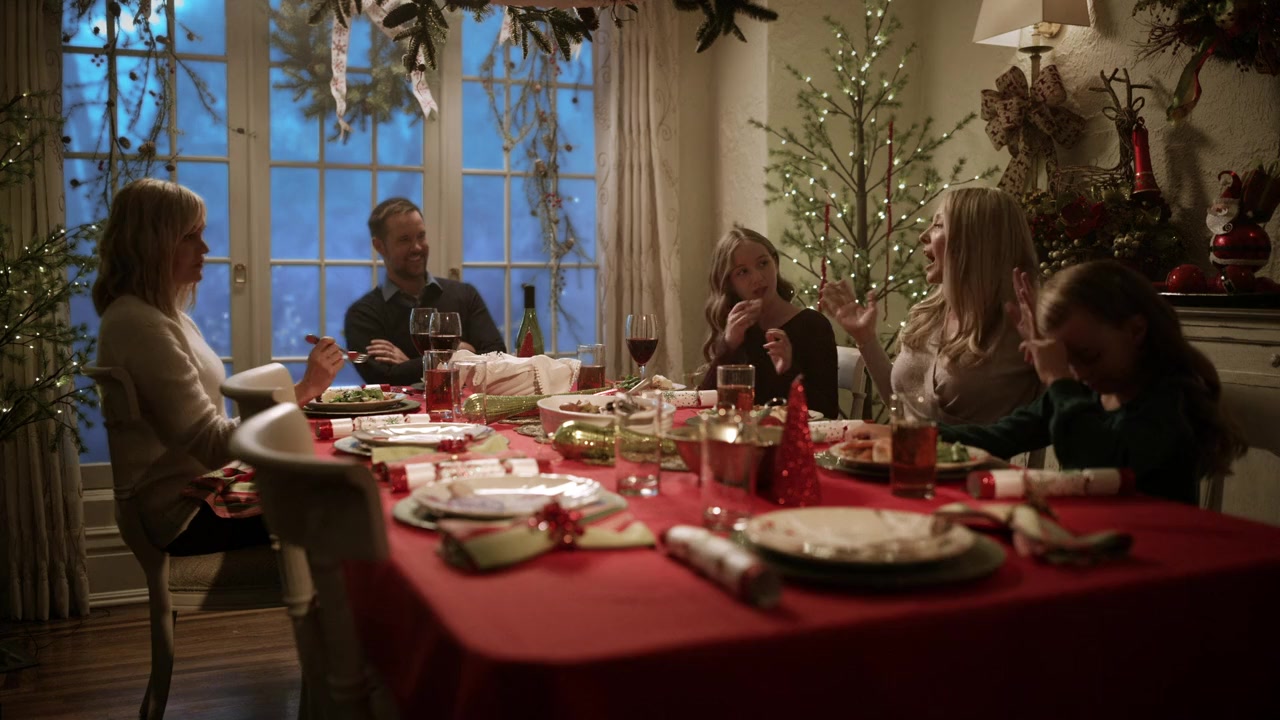 Christmas at Graceland: Home for the Holidays screenshot 1