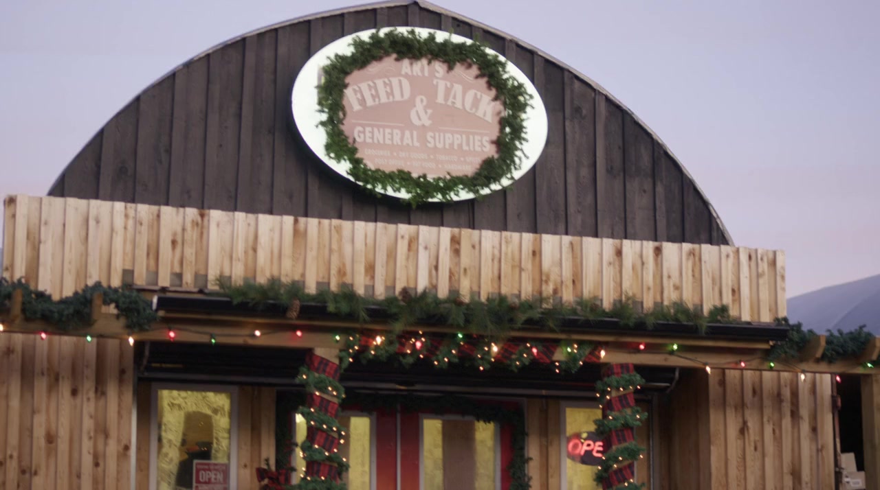 Christmas at Holly Lodge screenshot 3