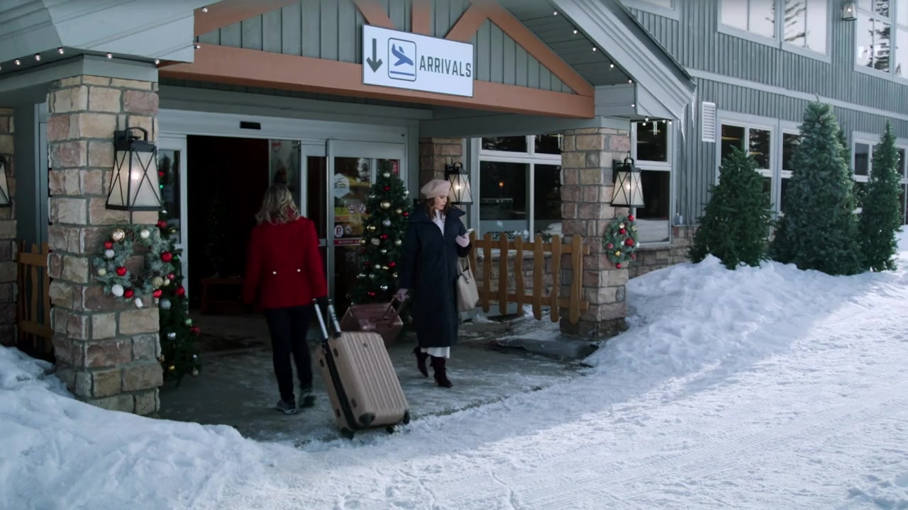 Christmas at the Chalet screenshot 1