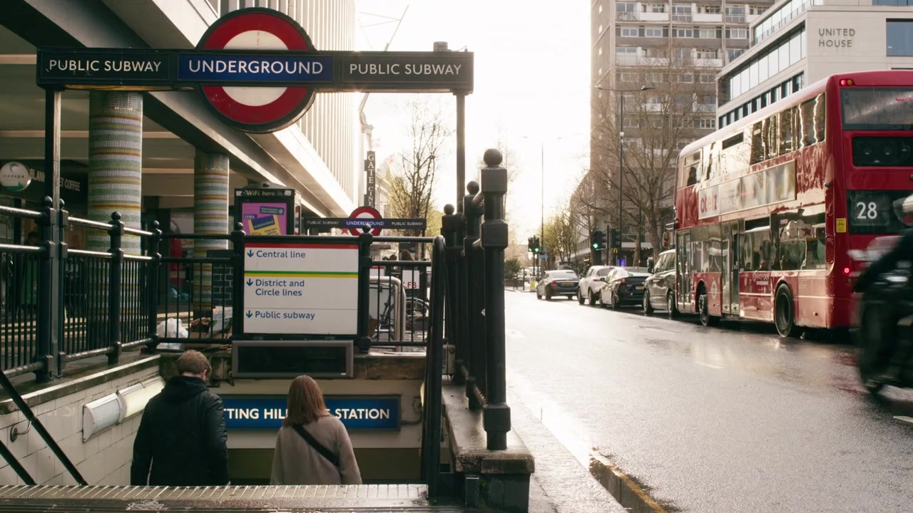 Christmas in Notting Hill screenshot 1