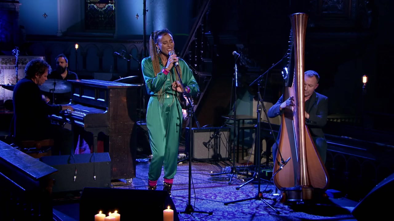 Christmas in Ireland with Imelda May and Friends screenshot 1
