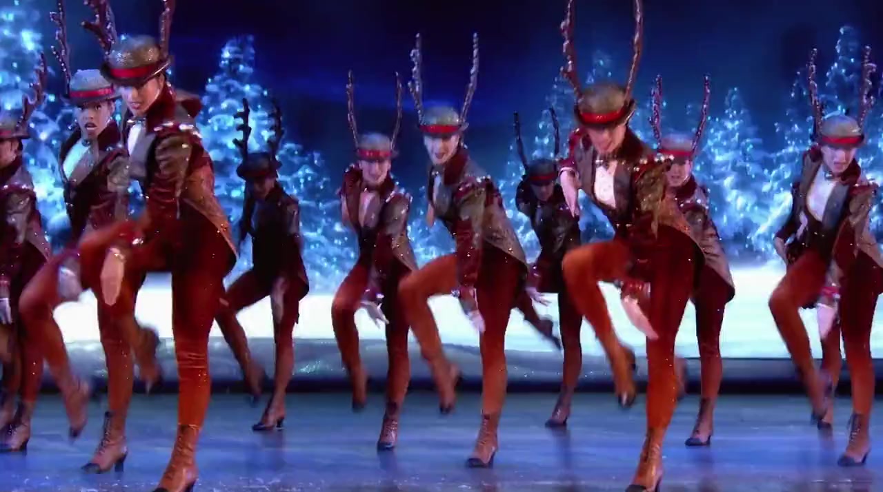 Christmas Spectacular Starring the Radio City Rockettes - At Home Holiday Special screenshot 1