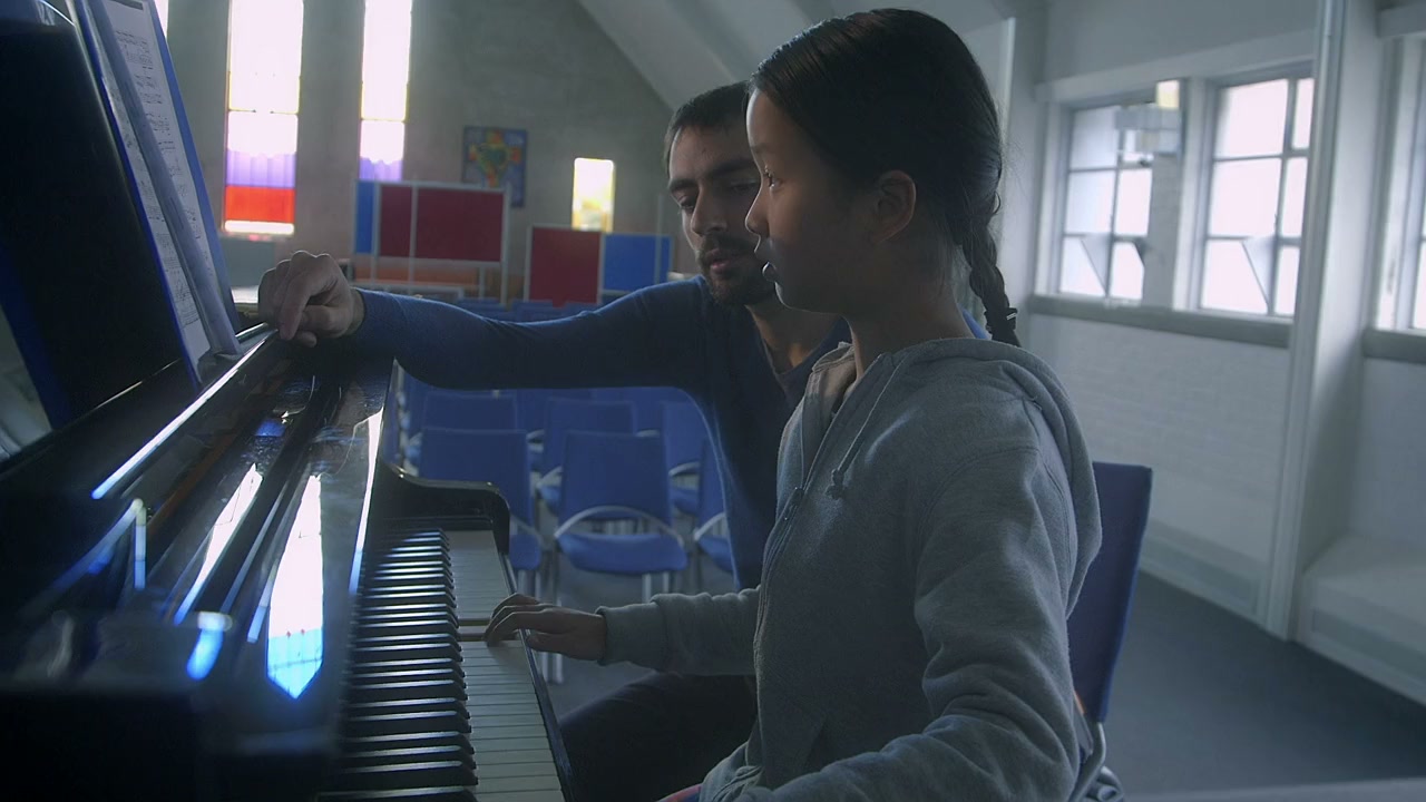 Crossing Rachmaninoff screenshot 1