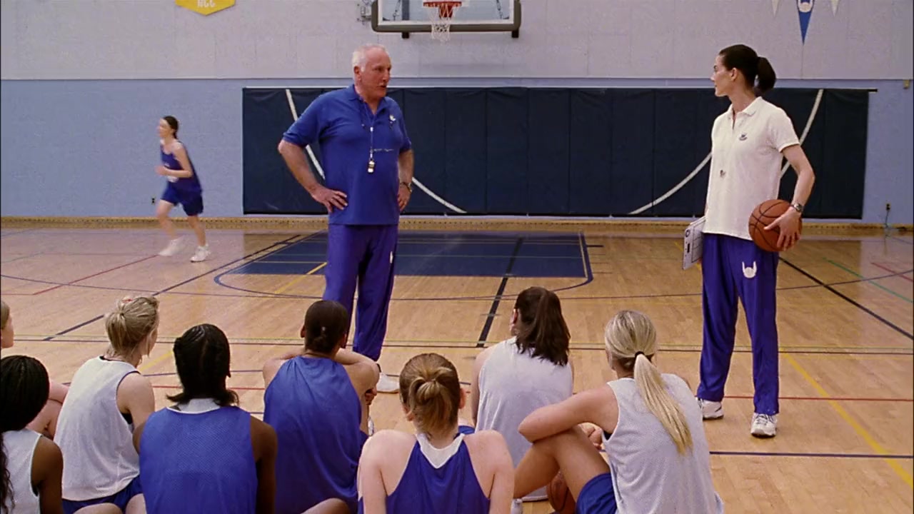 Crossing the Line screenshot 2