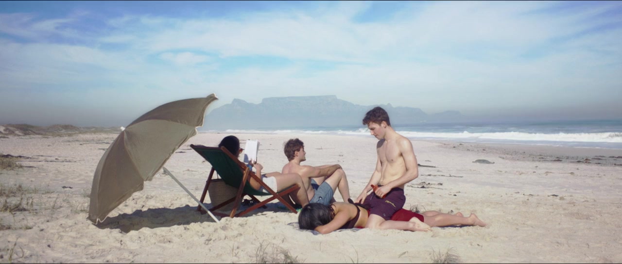 Cut-Out Girls screenshot 2