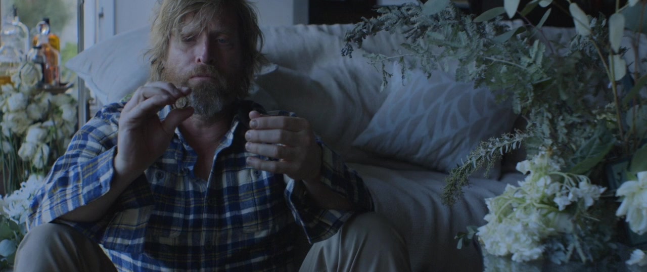 A Thousand Miles Behind screenshot 1