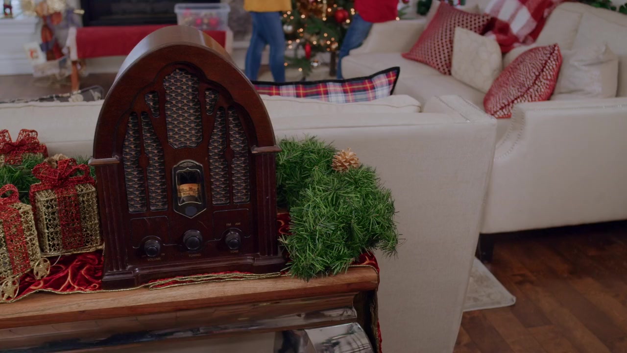 A Very Corgi Christmas screenshot 1