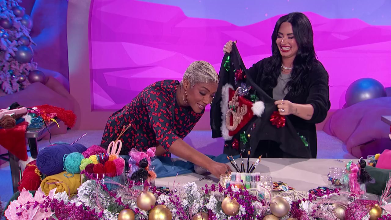 A Very Demi Holiday Special screenshot 2