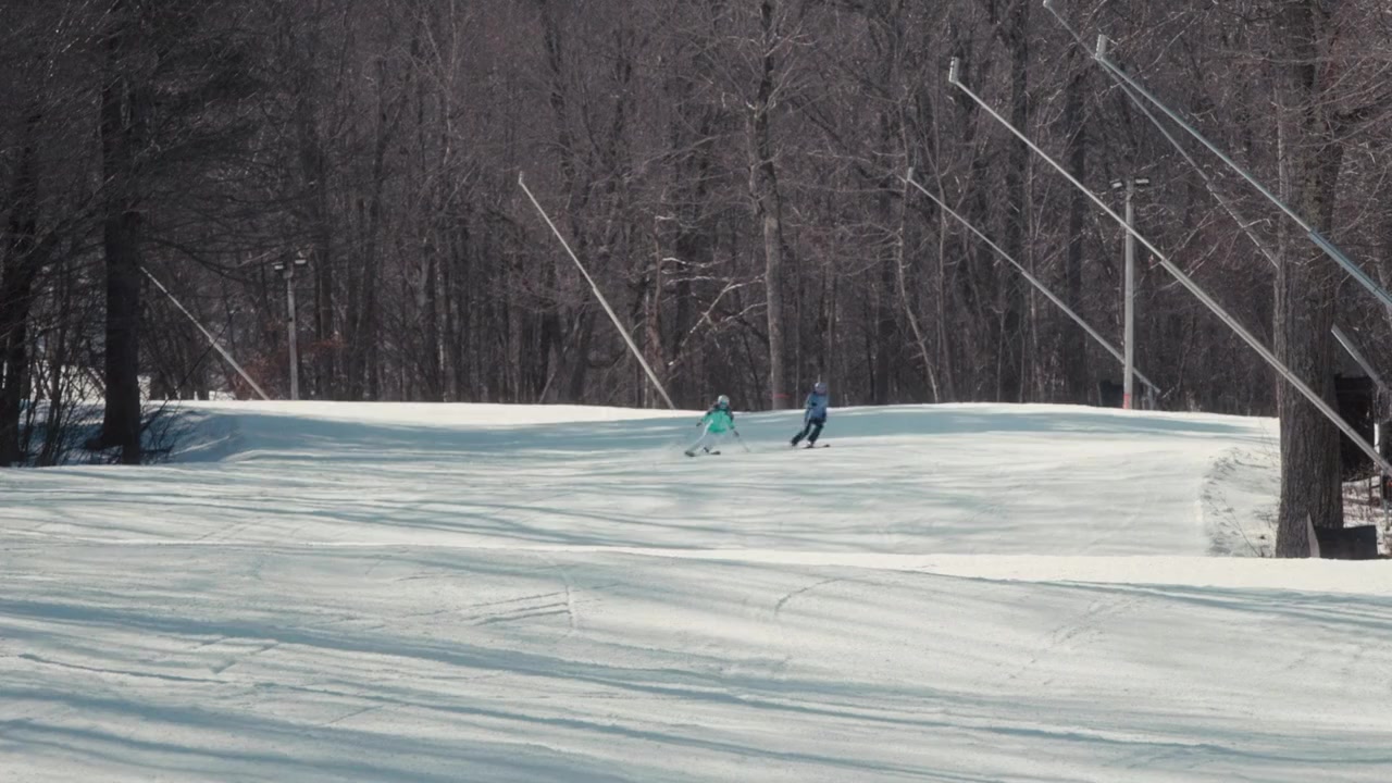 A Very Vermont Christmas screenshot 2