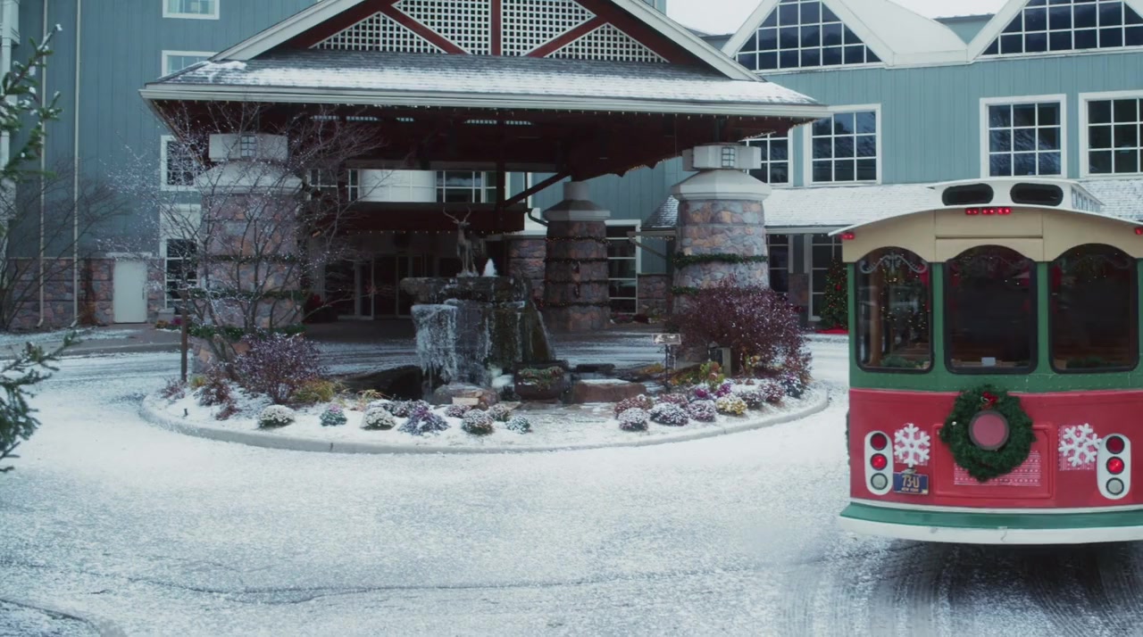 A Christmas Dance Reunion screenshot 2