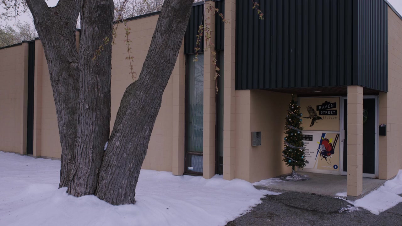 A Christmas Serenade screenshot 2