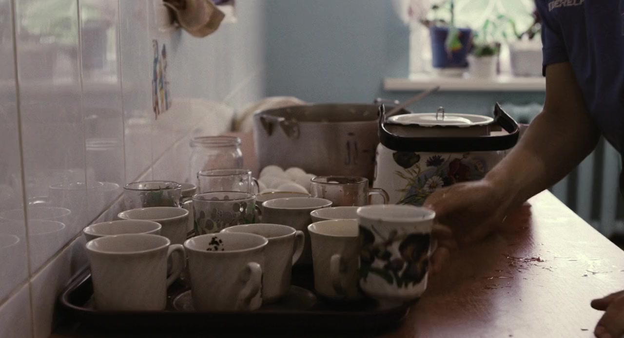 A House Made of Splinters screenshot 3