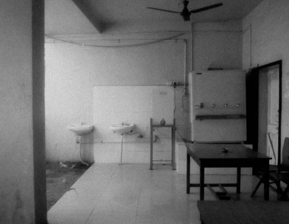 A Night of Knowing Nothing screenshot 1