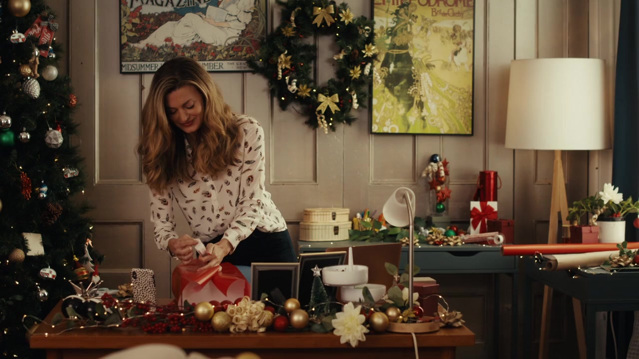 A Not So Royal Christmas screenshot 2