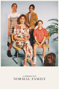 En helt almindelig familie (2020) poster
