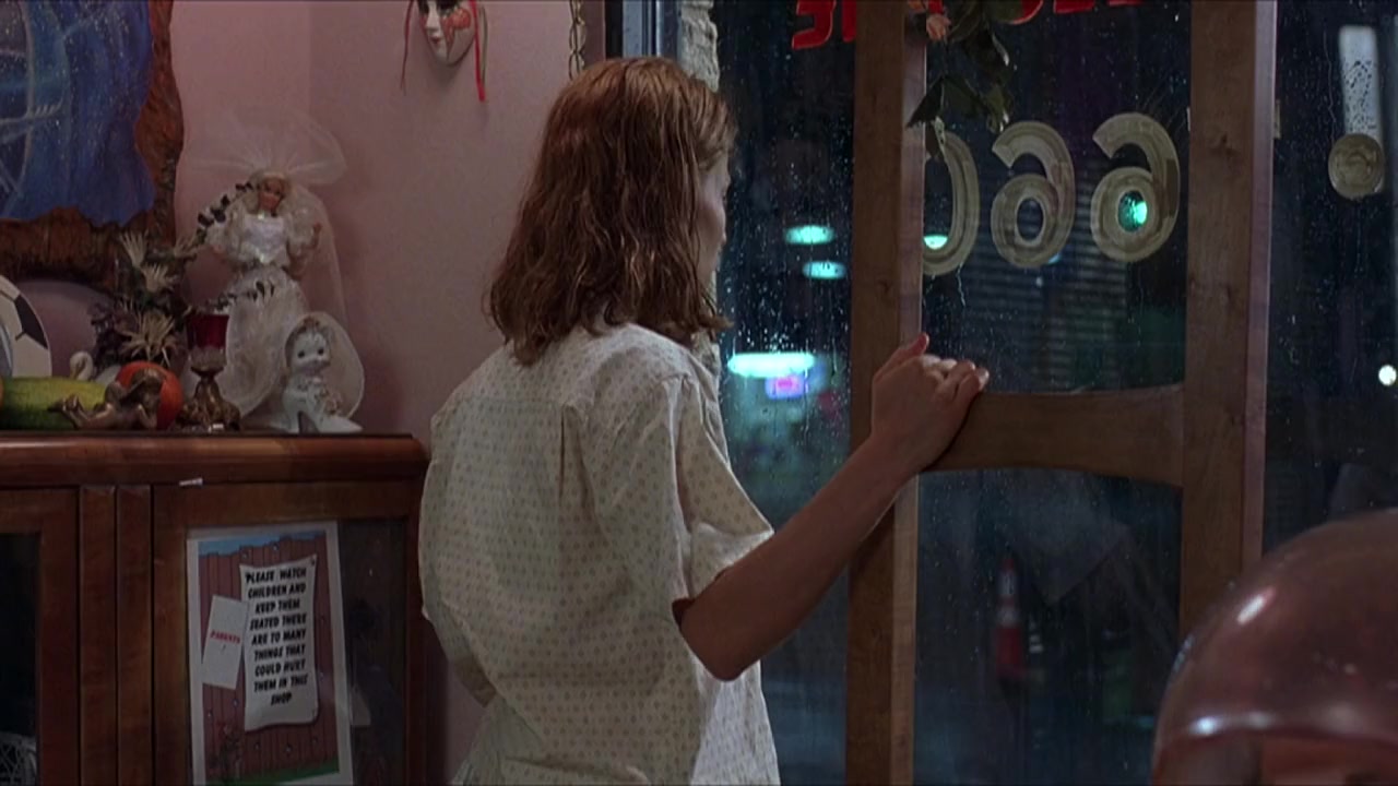A Slipping-Down Life screenshot 3