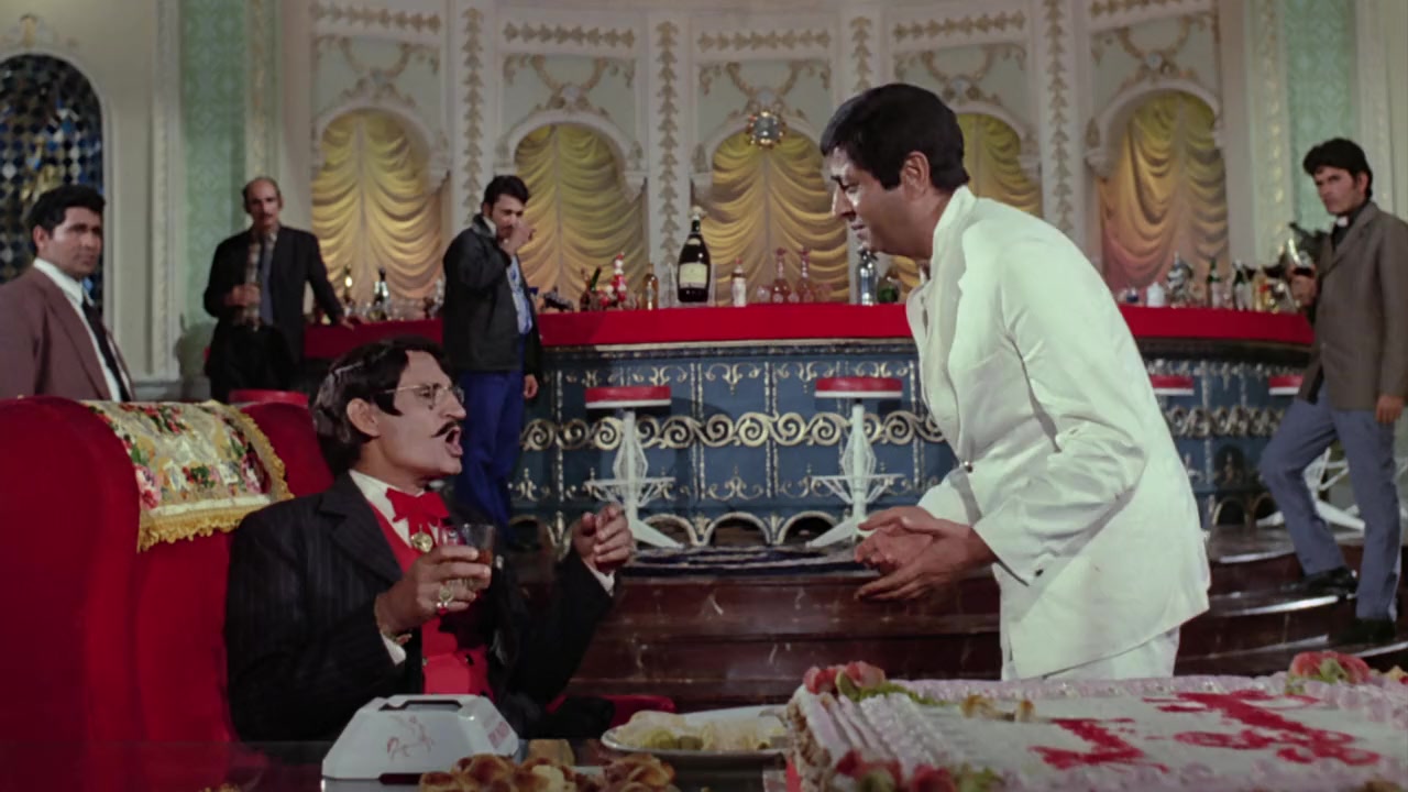 Amar Akbar Anthony screenshot 2