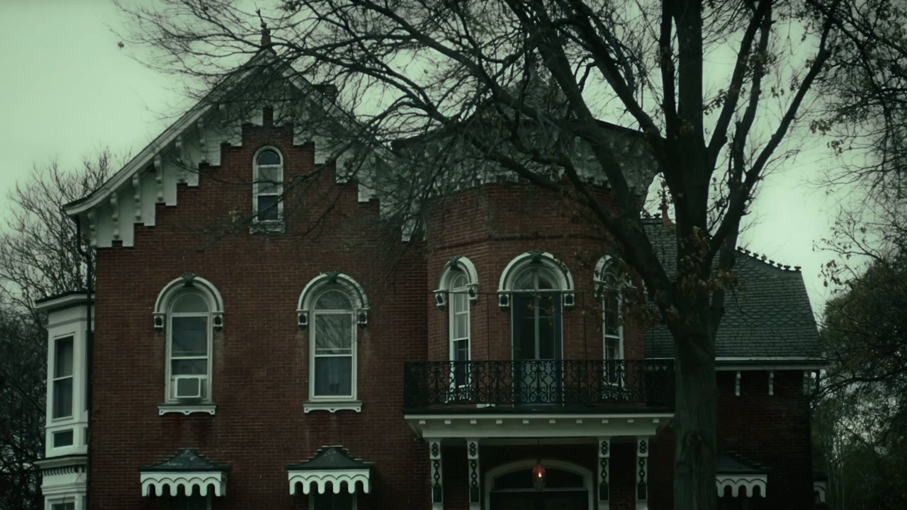 American Cryptids screenshot 1