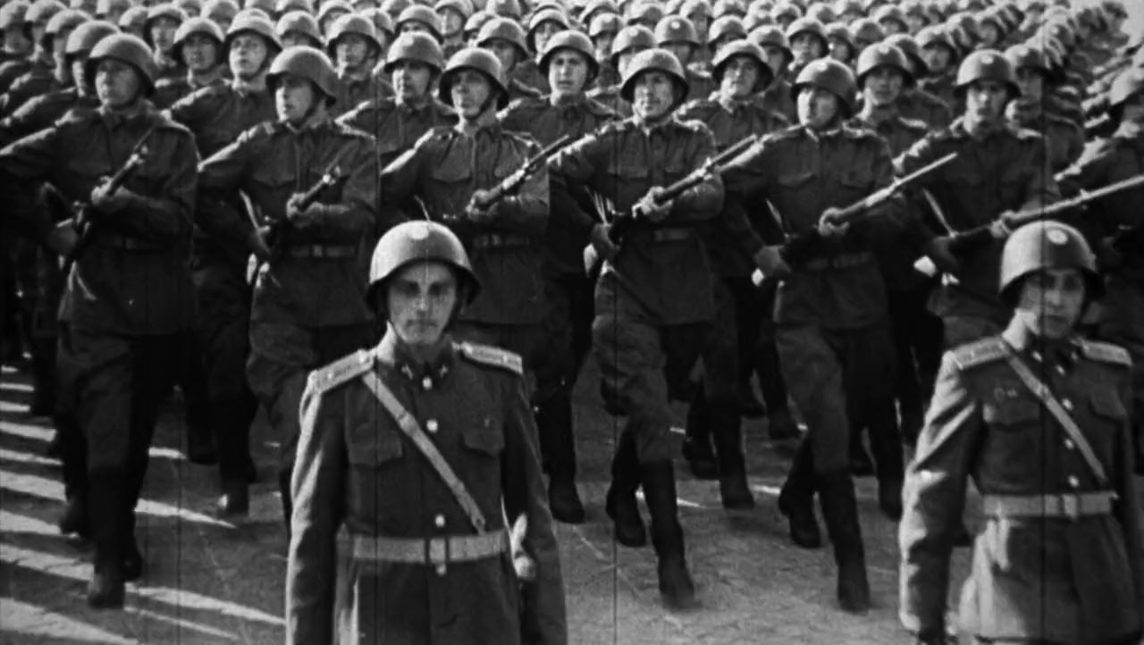 An American Rhapsody screenshot 1