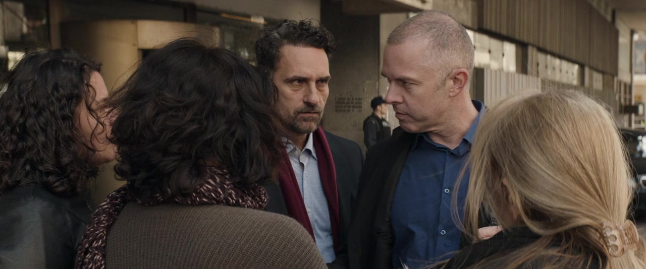 Adults in the Room screenshot 1