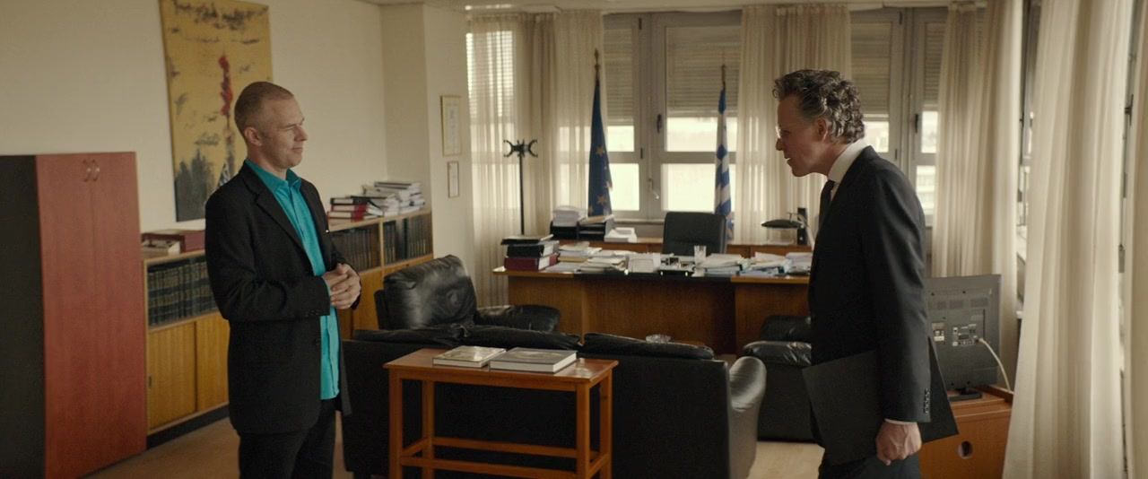 Adults in the Room screenshot 3
