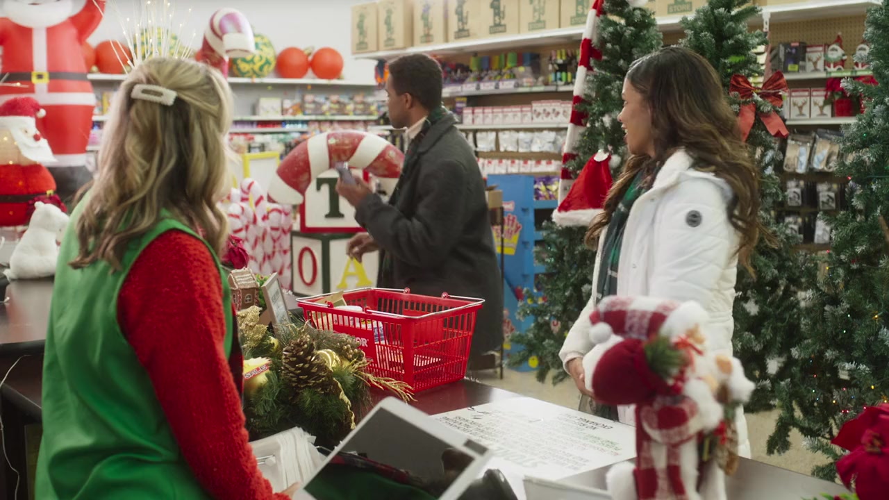Aisle Be Home for Christmas screenshot 2