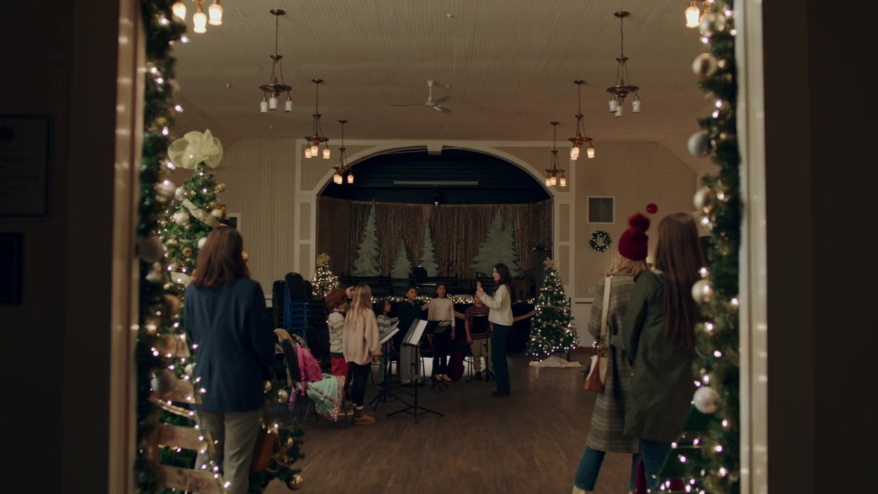 All I Need for Christmas screenshot 2