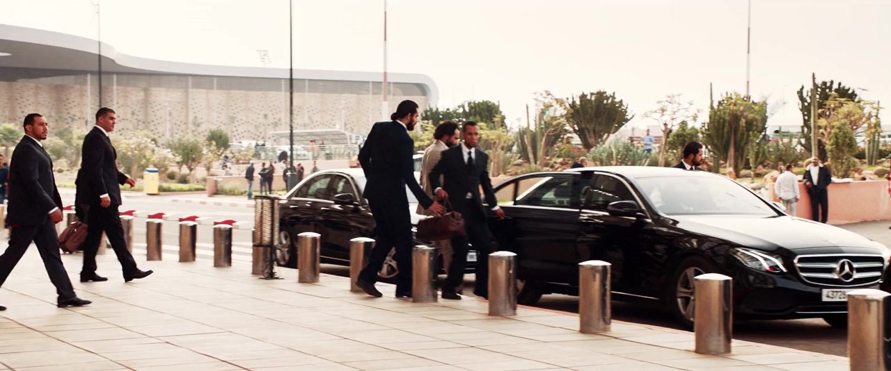 All the Devil's Men screenshot 2