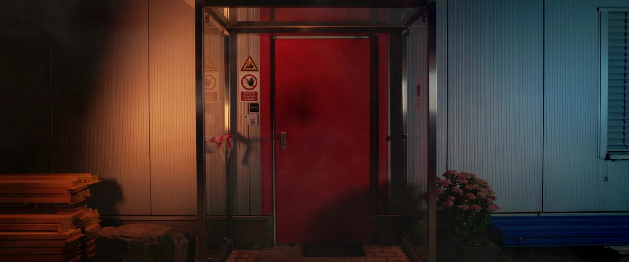 All Through the Hall screenshot 1